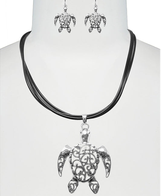 Turtle Macasite Necklace Set