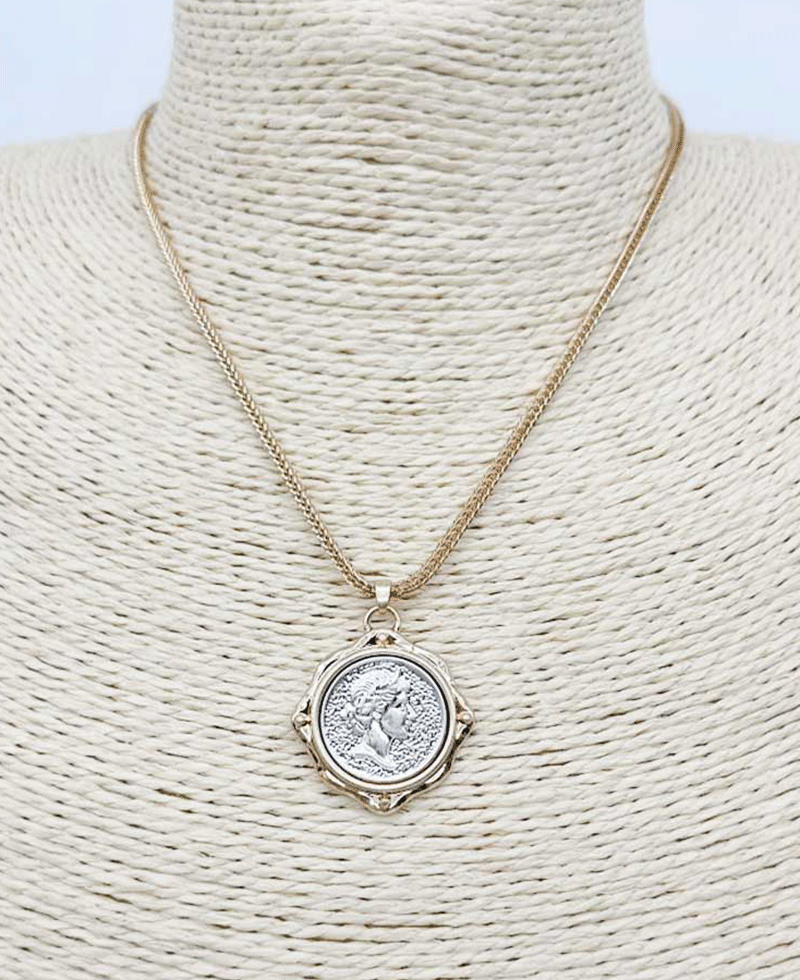 Two-toned Coin Pendant Short Necklace