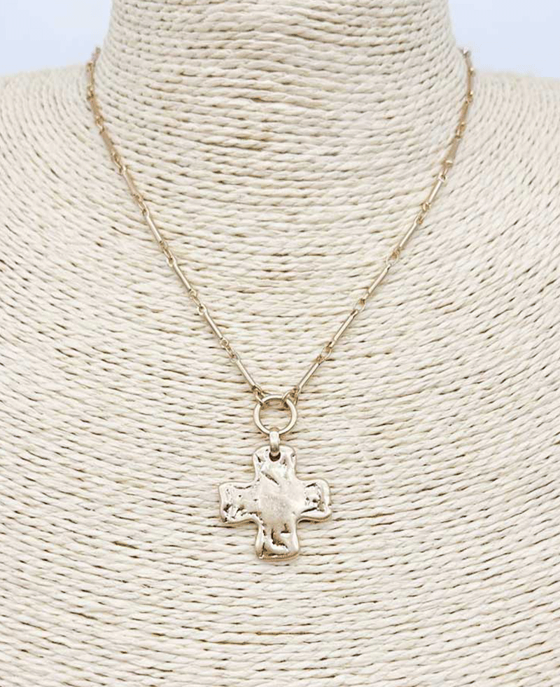 Textured Metal Cross Short Necklace