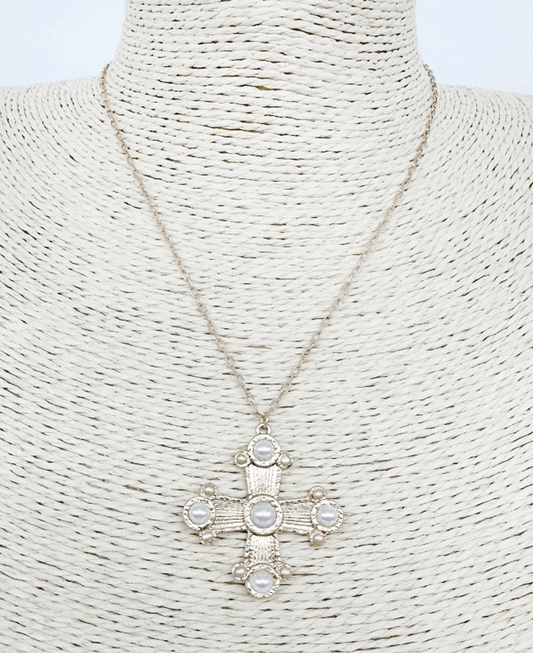 Cross w/ Pearl Short Necklace