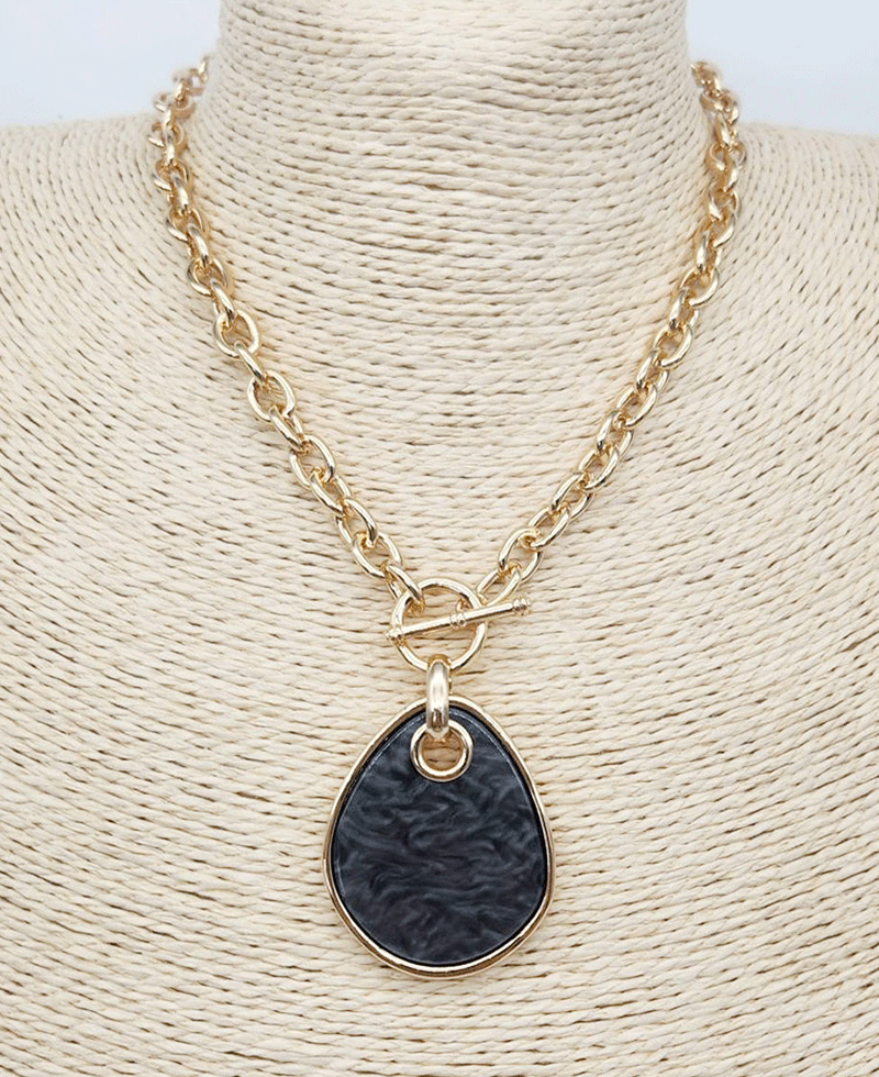 Resin Teardrop Gold Chain Toggle Clasp Necklace