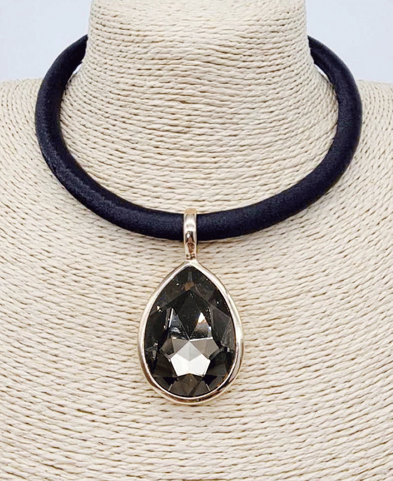 Crystal Shadow Teardrop Pendant Collar Necklace