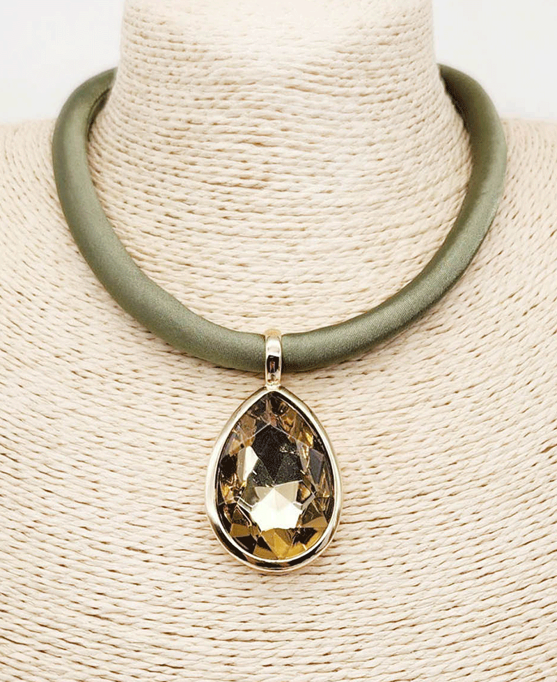 Crystal Shadow Teardrop Pendant Collar Necklace