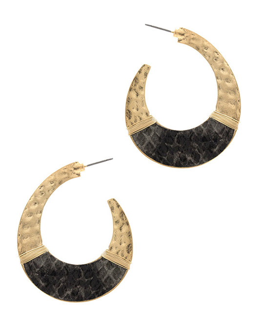 Teardrop Shaped PU w/ Hammered Metal Earring
