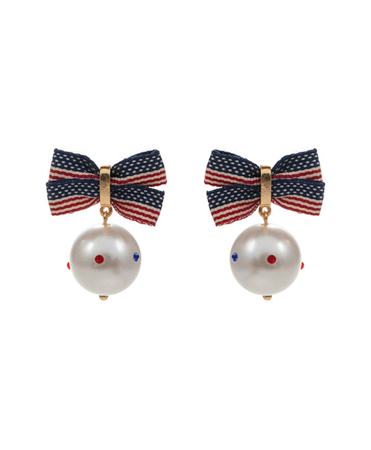 Ribbon Shape American Flag w/ Pearl Earring