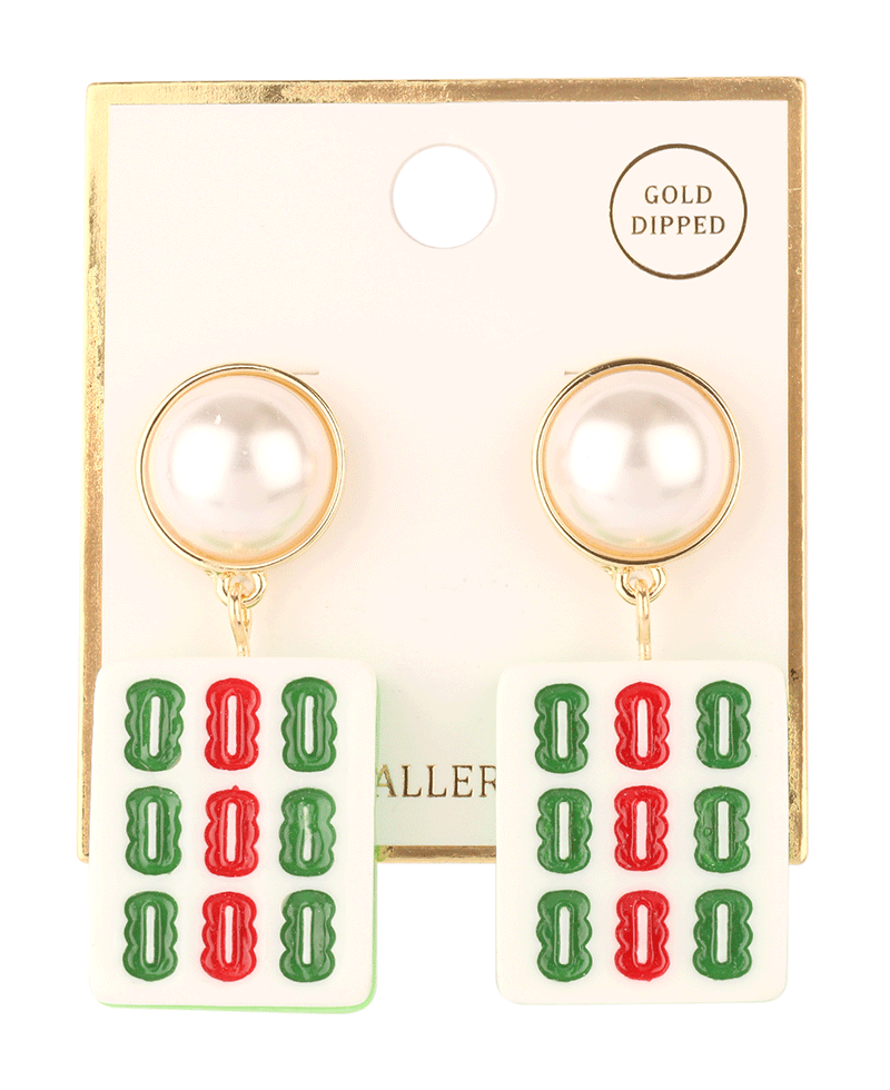 Plastic Mahjong w/ Pearl Post Earring