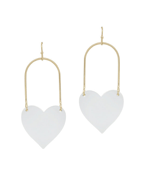 Oval Shape Wire w/ Heart Earring