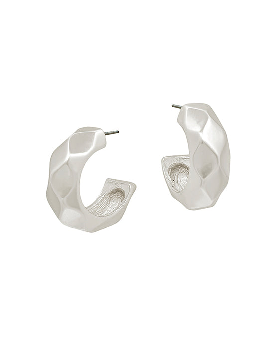 Diamond Cut In/Out Hoop Earring