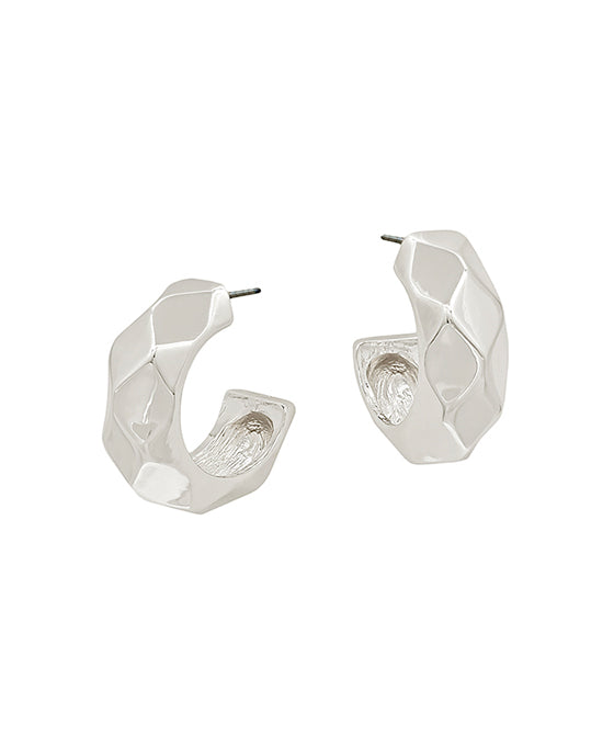 Diamond Cut In/Out Hoop Earring