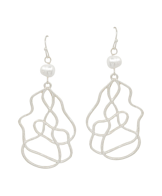 Metal & Pearl Earring