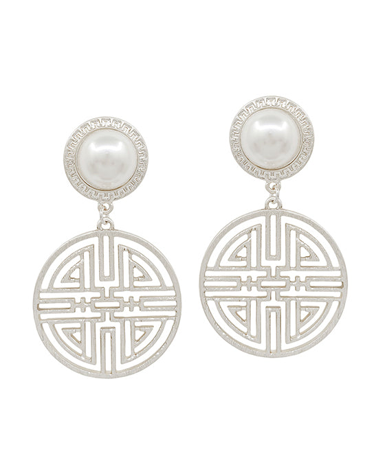 Pearl & Oriental Metal Post Earring