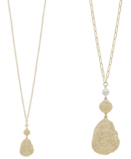 Oyster Shell Metal w/ Water Pearl Necklace