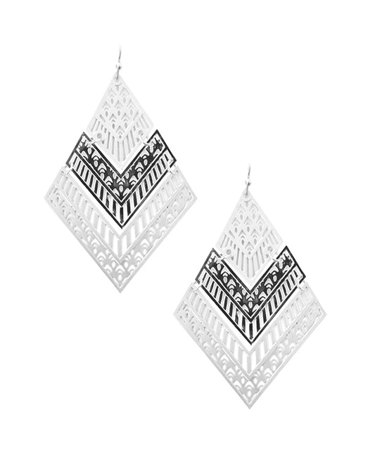 Mixed Pattern V Shape Earring