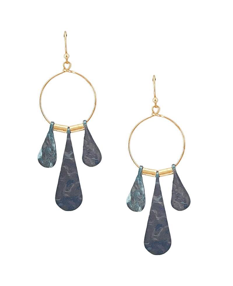 Wire Round w/ Water Drop Shapes Earring