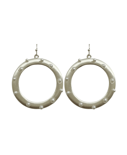 Round Metal w/ Pearls Earring