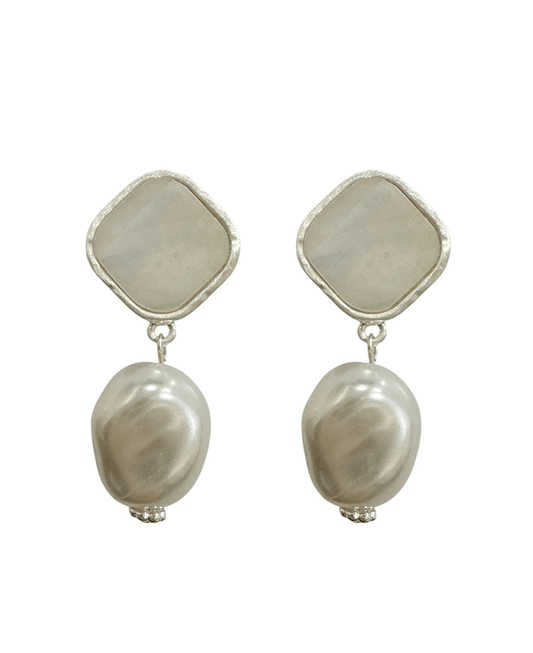 Mop Metal Frame w/ Pearl Post Earring