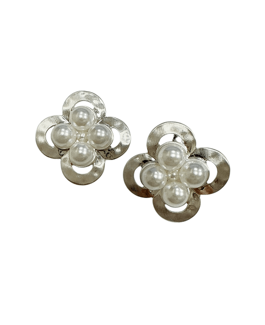 Clover Metal w/ Pearl Post Earring