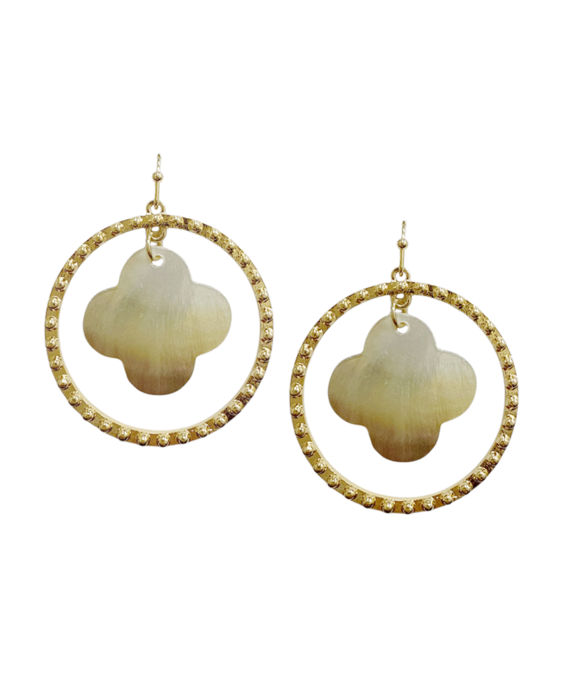 Round Metal w/ Clover Earring