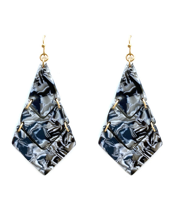 Linked Diamond Shape Acrylic Earring