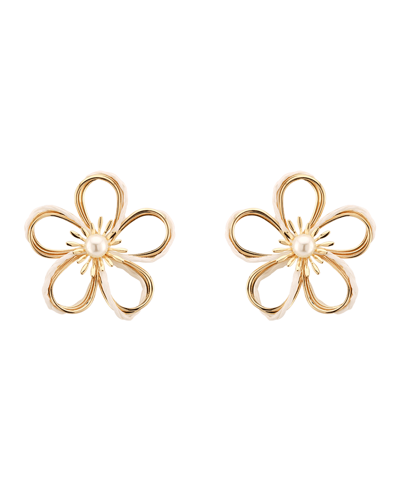 Pearl Accent Rattan Flower Post Earring
