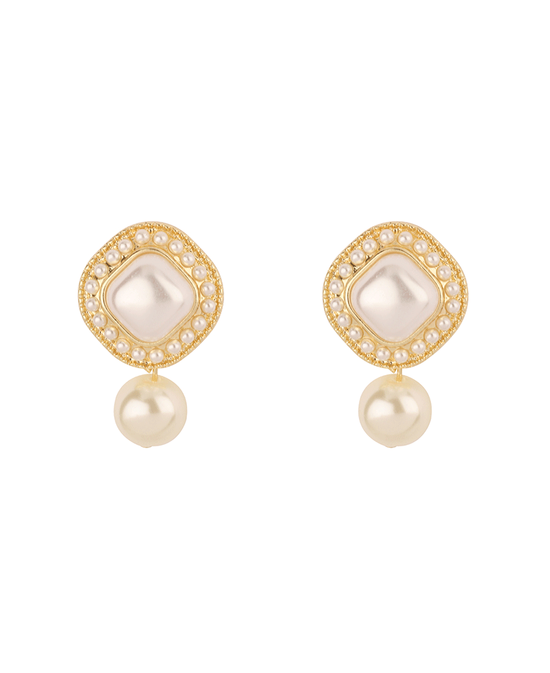 Pearl Post Earring