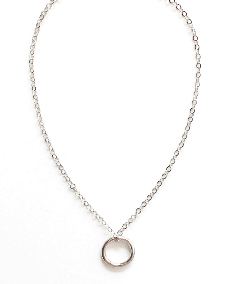 Open Circle Pendant Chain Necklace