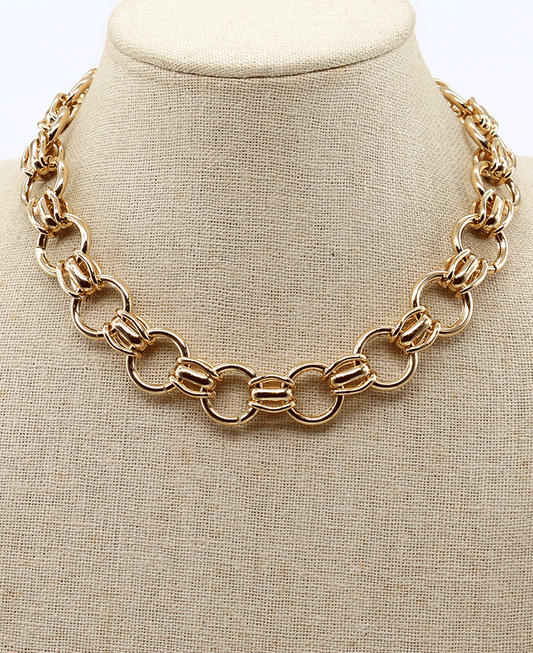 Circle Link Chunky Chain Short Necklace