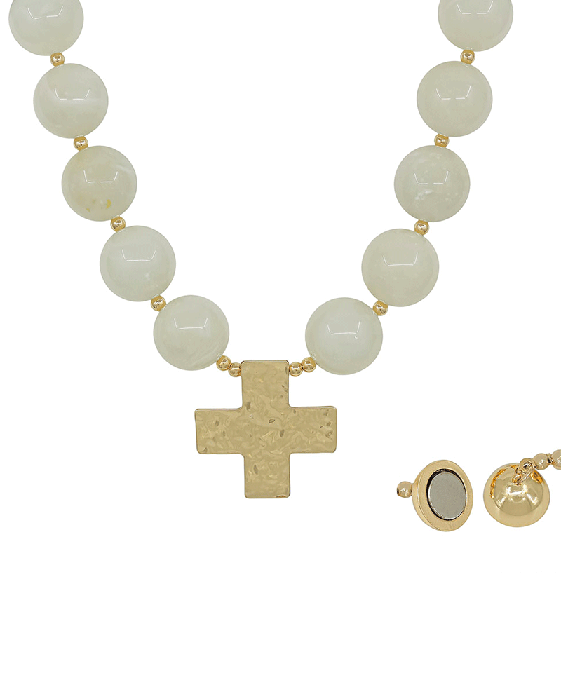 20mm Resin Ball w/ Hammered Cross Short Necklace