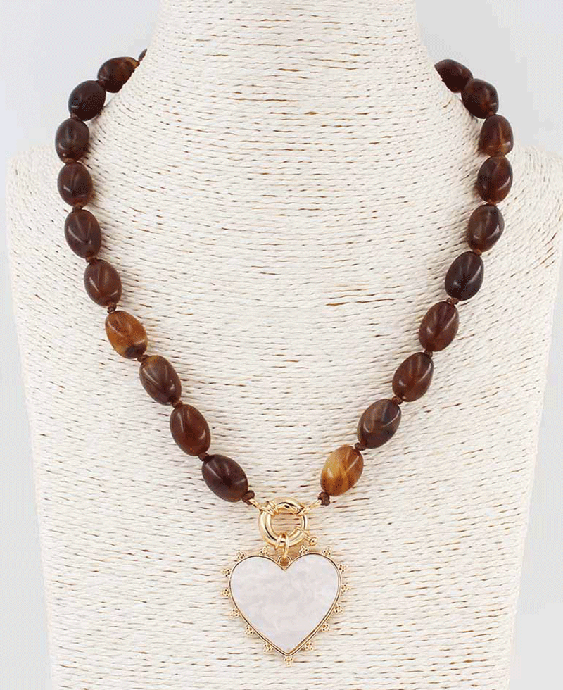 Oval Resin Bead w/ Heart Pendant Necklace