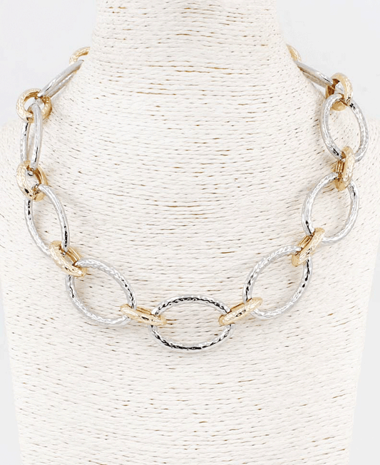 Hammered Texture Open Circle Link Necklace