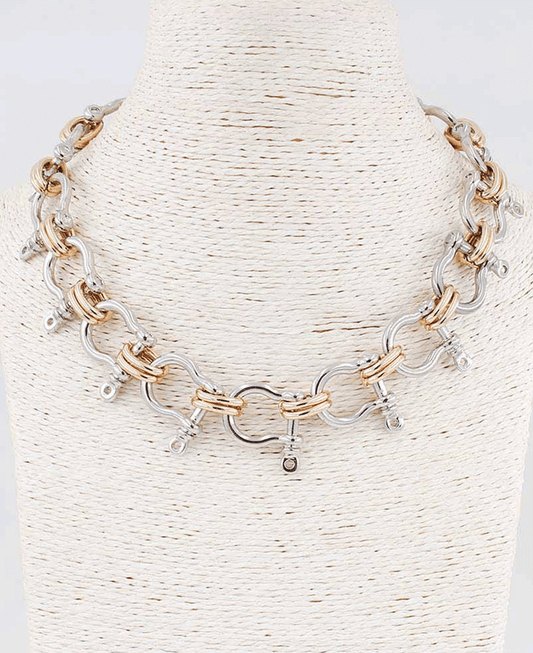 Horsebit Link Chain Necklace