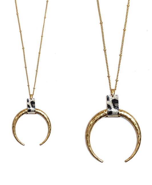 Metal Horn Necklace