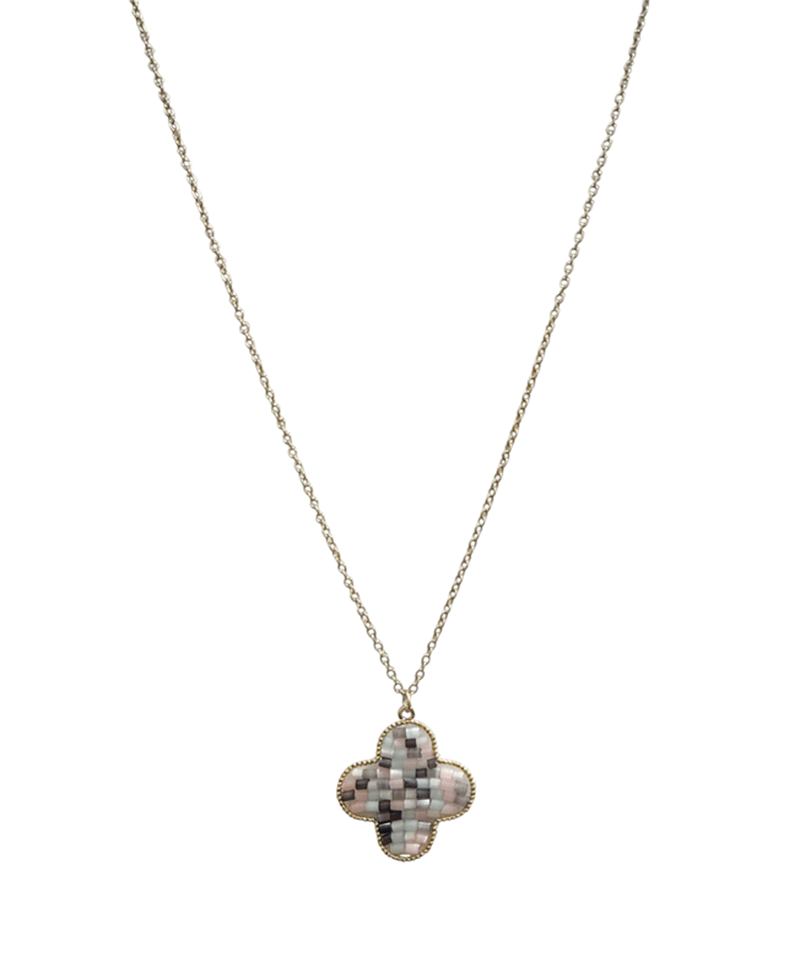 Clover Pendant Short Necklace