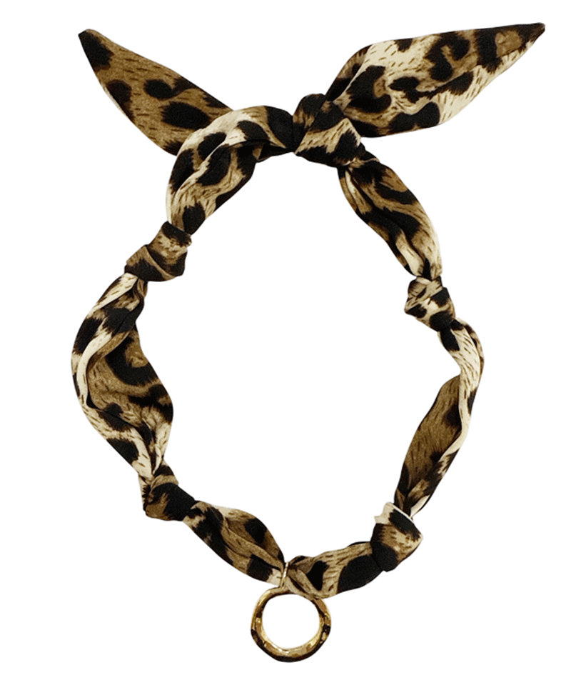 Round Charm Leopard Scarf Necklace