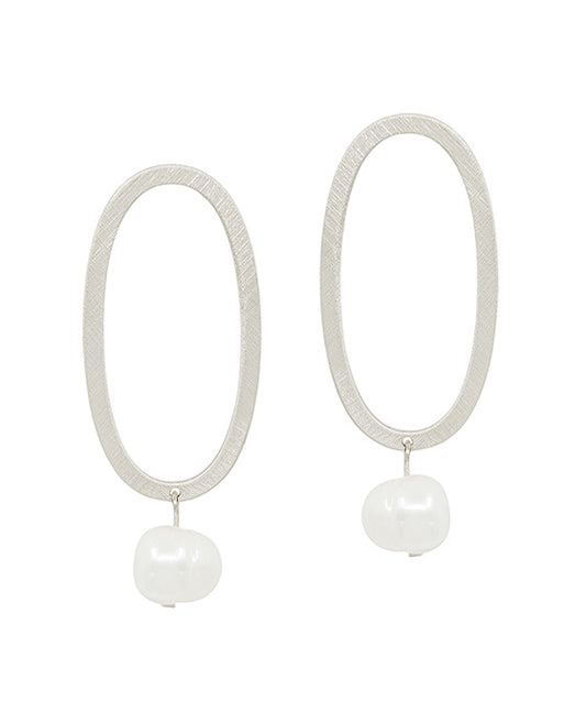 Pearl Oval Casting Earring