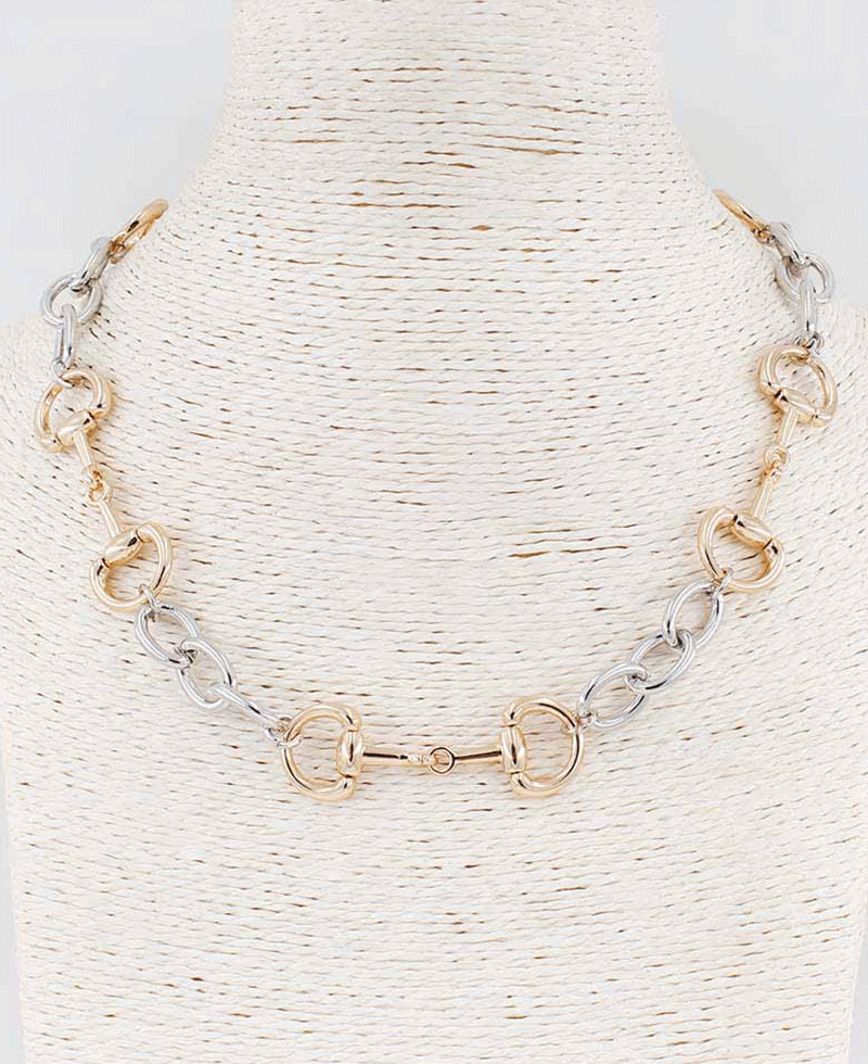 Horsebit Link Necklace