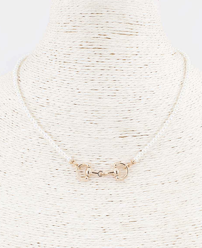Horsebit Pearl Necklace